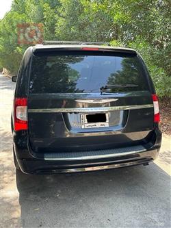 Chrysler Town and Country